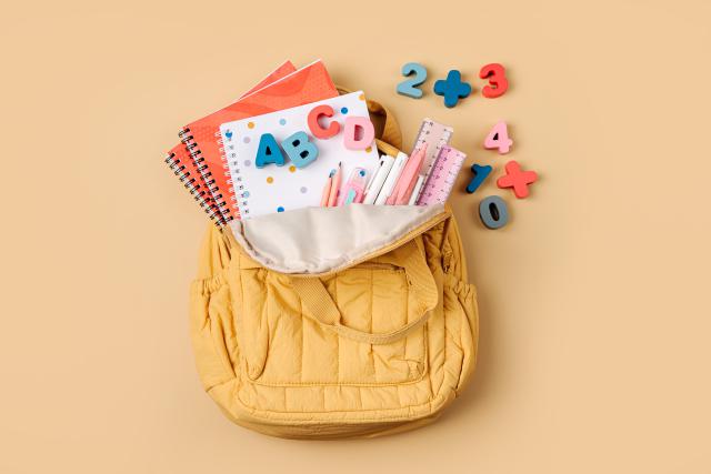 KONKURS FOTOGRAFICZNY   "TAJNE ŻYCIE PLECAKA"